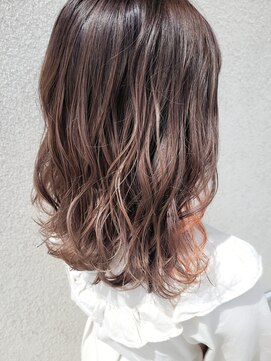 ゴットラトゥール(GOTTO LATOUR) イヤリングカラー大人可愛いふんわりカールベージュオレンジ