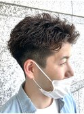 ツイストパーマアップバングビジネスショートツーブロックメンズ