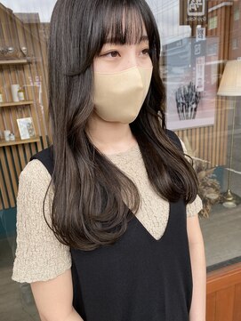 キュオンシア(CUEON. ciea) ロング×オリーブベージュ