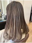 白髪ぼかしハイライト×グレージュ