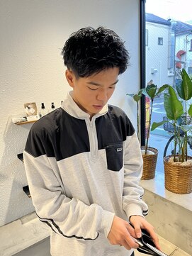 アイズ 海老名(AIZU) スパイキーショート アップバング お洒落ショート 短髪