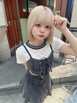 ドットハリス(.Hallis) ハイトーン/ホワイトカラー/ボブ/髪質改善