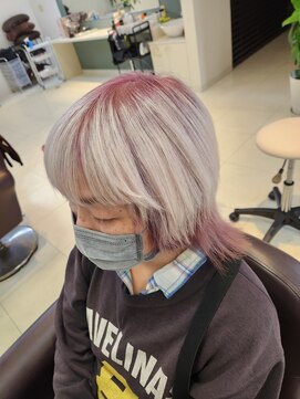 スリーヘアーデザインズ(Three Hair Designs) a