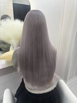 ラビス 池袋(Lovis) 《鳥越》イメチェンヘア/ホワイトブロンド/外はねボブ/韓国/池袋