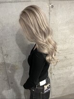 アヴァンス なかもず店(AVANCE.)&nbsp;ホワイトベージュカラー♪