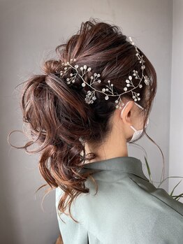 リッカ(RICCA)の写真/華やかなパーティーや、結婚式、二次会などのイベントに♪特別な日はプロにお任せ！崩れにくいスタイルに◎