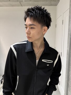 ファルベ(Farbe) フェザーパーマ/サーフカール/刈り上げセンターパート