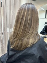 ルクス(Lux)&nbsp;hairLux天王・三ヶ日・白髪を染めても2週間で気になる方へ