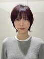 ピークアブー ワン(PEEK-A-BOO ONE)&nbsp;赤髪バーガンディカラー顔周りハッシュカット×ショートボブ
