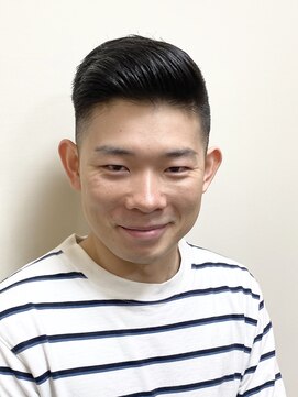 オム ヘアー(Hommes Hair) ビジネスにも!!かき上げ七三オールバックフェード