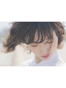 《LIBERTE》はあなたの魅力を最大限に引き出してくれる★伸びてもまとまる優秀スタイル♪