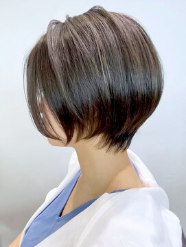 アイティーバイアルバム 藤沢店(IT by ALBUM) ミニショート_くびれヘアビタミンカラーメルティカラー_ba337041