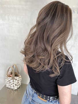 コード(Chord) ぼかしhighlight、ミルクティーベージュ［谷合