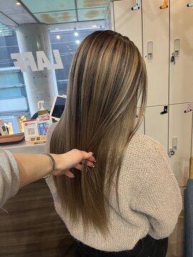 ラフ(LAFF) #ショコラアッシュ#ヘルシースタイル#ふんわりカール