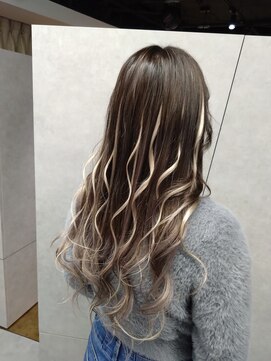 ニーナ ビューティーサロン(NINA Beauty Salon) プルエクステでバレイヤージュ