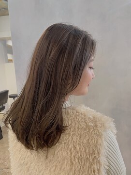 ヴォロ 佐賀(VoLo) 鎖骨ラインレイヤーカット