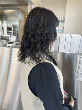 ユイマァル 岡山店(YUIMARL) ミディアムパーマ×ダークグレー