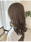 【illuprom.】艶ベージュ