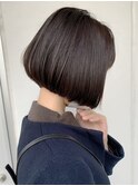 大人女性の丸みショート|40代におすすめ明るめ白髪染め