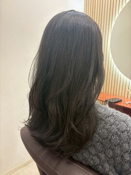 ロウ 町田(ROW) 働く大人女性の為のカット×カラー【ROW町田】