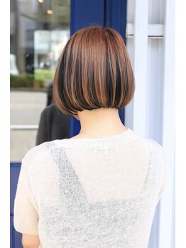 ヘアーサロン ビー(hair salon b.)の写真/丁寧なカウンセリングと高い技術で思い通りの仕上がりに！再現しやすいからサロン帰りのオシャレが長持ち♪