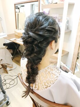 ロカット サロン(Roquat Salon) ロング編みおろし編み込みアレンジ【ヘアアレンジ立川/立川南】