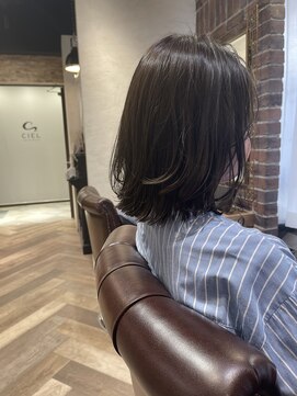 シエル 藤沢店(CIEL) 外ハネグレージュミディ