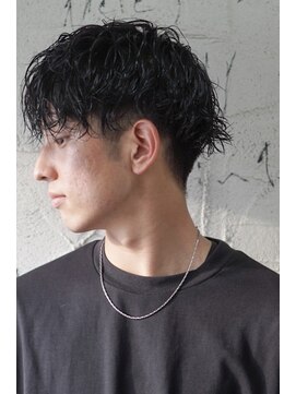 髪と生活 美容室 パーマのメンズ