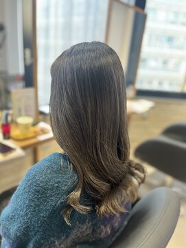 リーオオサカ(Lee Osaka) Wカラー×デザインカラー×東芽生