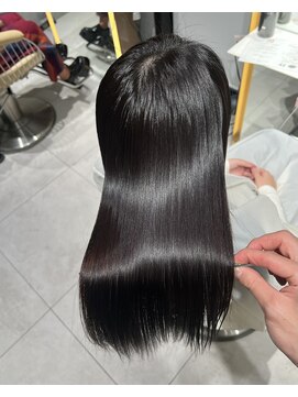 ロンドメリア 天神大名店(Lond Melia) イメチェンヘアスタイル美髪のススメワイドバングブルーブラック