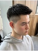 アップバングツーブロックバーバーフェードツイストメッシュ