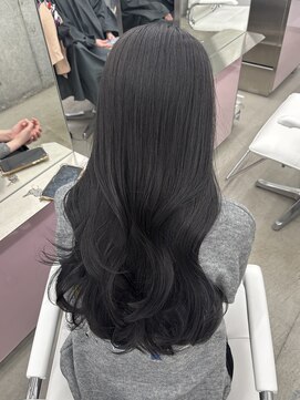 エヌアイ オモテサンドウ(ni omotesando) グレージュ/艶カラー