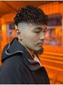 スキンフェードショートパーマ