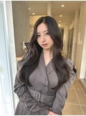 ダークグレージュ+くびれレイヤーカット