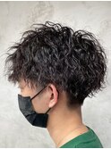 MEN’S HAIR/ブルーブラック/フェザーパーマ/ハイライト