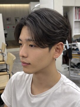 ケア 神戸(CARE) 毛流れセンターパート/センターパート/ニュアンスパーマ