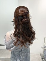 トリッカ 代官山(tricca) ハーフアップ/リボンヘア/カチモリ/巻き髪/リボンハーフ/結婚式