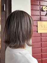 シー(SEA)&nbsp;外ハネレイヤーボブ
