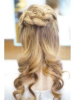 エアリー ヘアーデザイン(airly hair design)&nbsp;ハーフアップ&ドレス