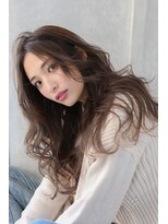 エストレーラ(estrela) 『estrela』大人可愛い透明感アッシュグレーベージュ