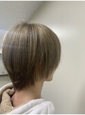 ミルクティーベージュ