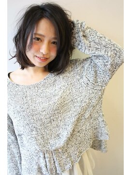 トゥーリ 藤崎店(tuuli) 20代30代40代50代ひし形デジタルパーマエアリーミディ黒髪