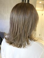 エリマ 調布(elima)&nbsp;ベージュカラー/ミニウルフ/くびれヘア/レイヤーボブ/外ハネ