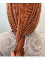 バズ(BUZZ) ブリーチあり!オレンジカラー*イエベ春*