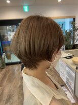 ブランシェ JR勝川駅前店 赤みを削った柔らかい人気のミルクティーカラー《reiji》