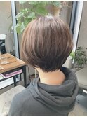 小頭ショートボブ
