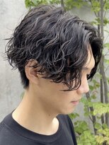 エリマ  茅ヶ崎(elima)&nbsp;センターパートツイストスパイラルパーマツイストパーマメンズ