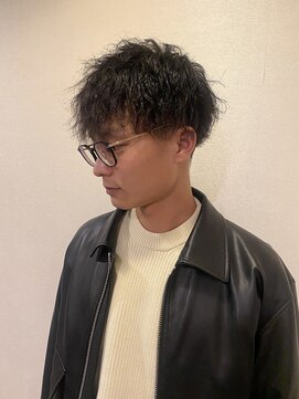 銀座マツナガ 浅草店 10代20代人気！ツーブロマッシュツイストスパイラルパーマ