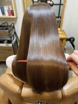エマヘアープラス(Emma Hair plus) プレミアム『髪質改善』美髪ストレート【Emma軸丸】