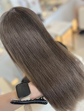 シャルム バイ アローズ 久留米店(CHARM BY AROSE) 大人可愛い透明感立体感グレージュ